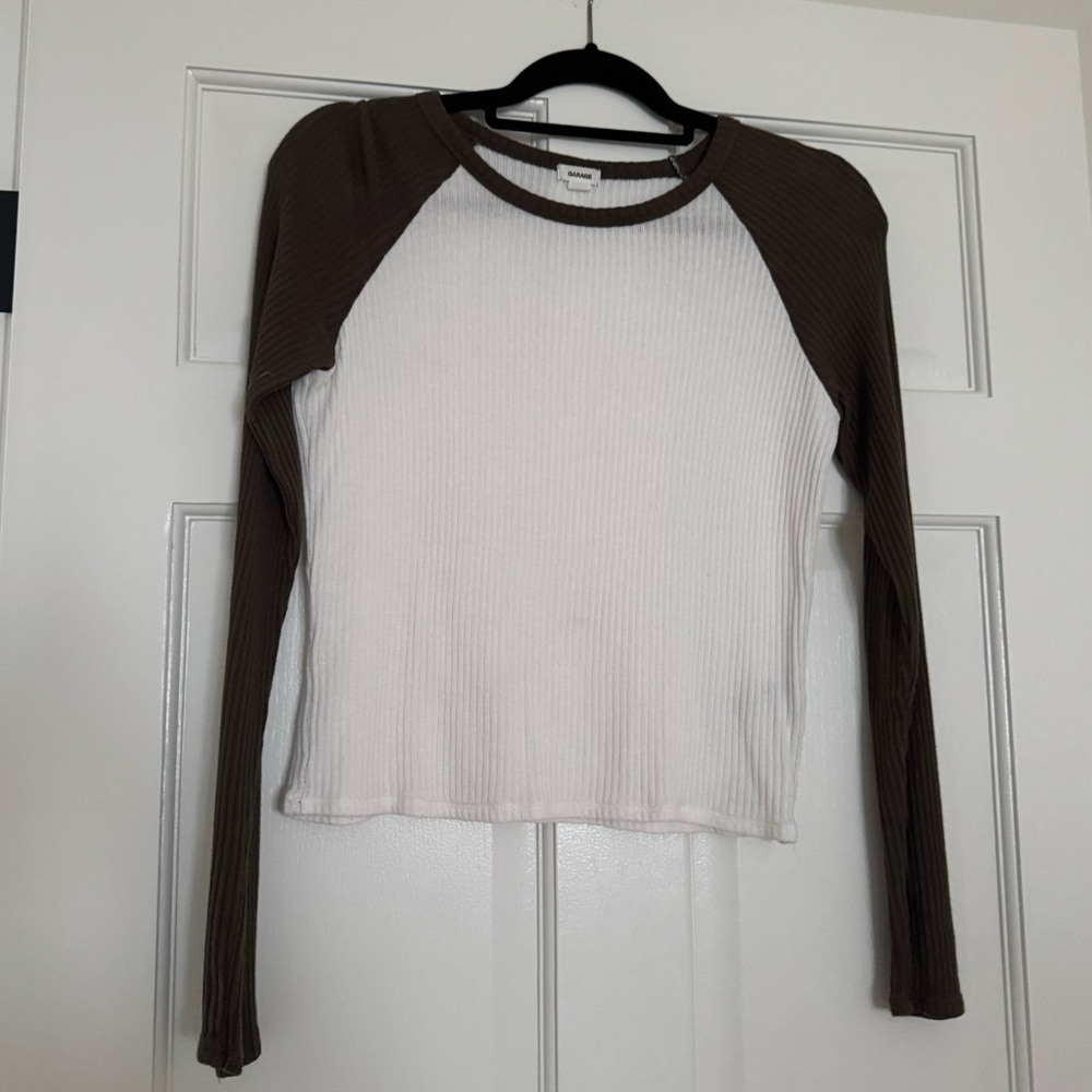 Garage White and Dark Green Long Sleeve Tee Medium